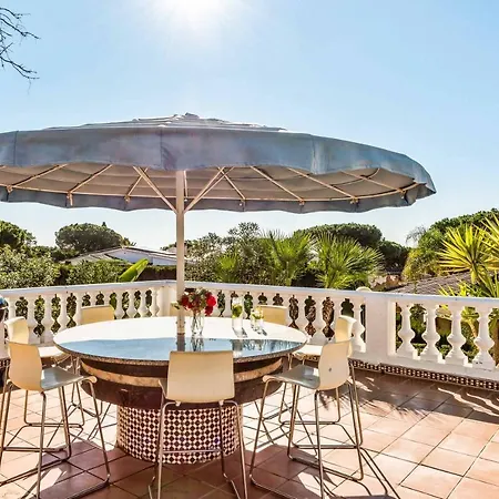 Villa Flores Sitio de Calahonda